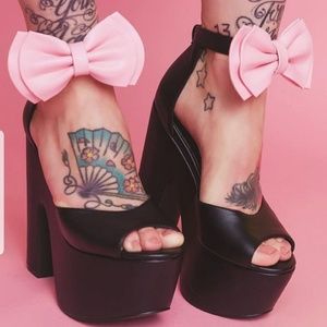 **SOLD** Bow Platforms